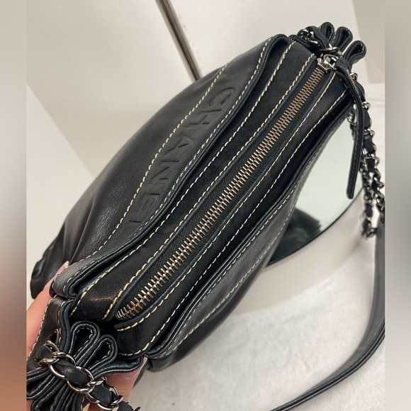 CHANEL LOGO LAMBSKIN LEATHER SHOULDER BAG - Picture 7 of 17